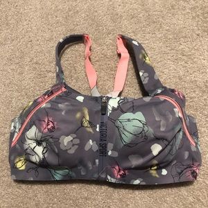 Victoria’s Secret Incredible Knockout Ultra Max